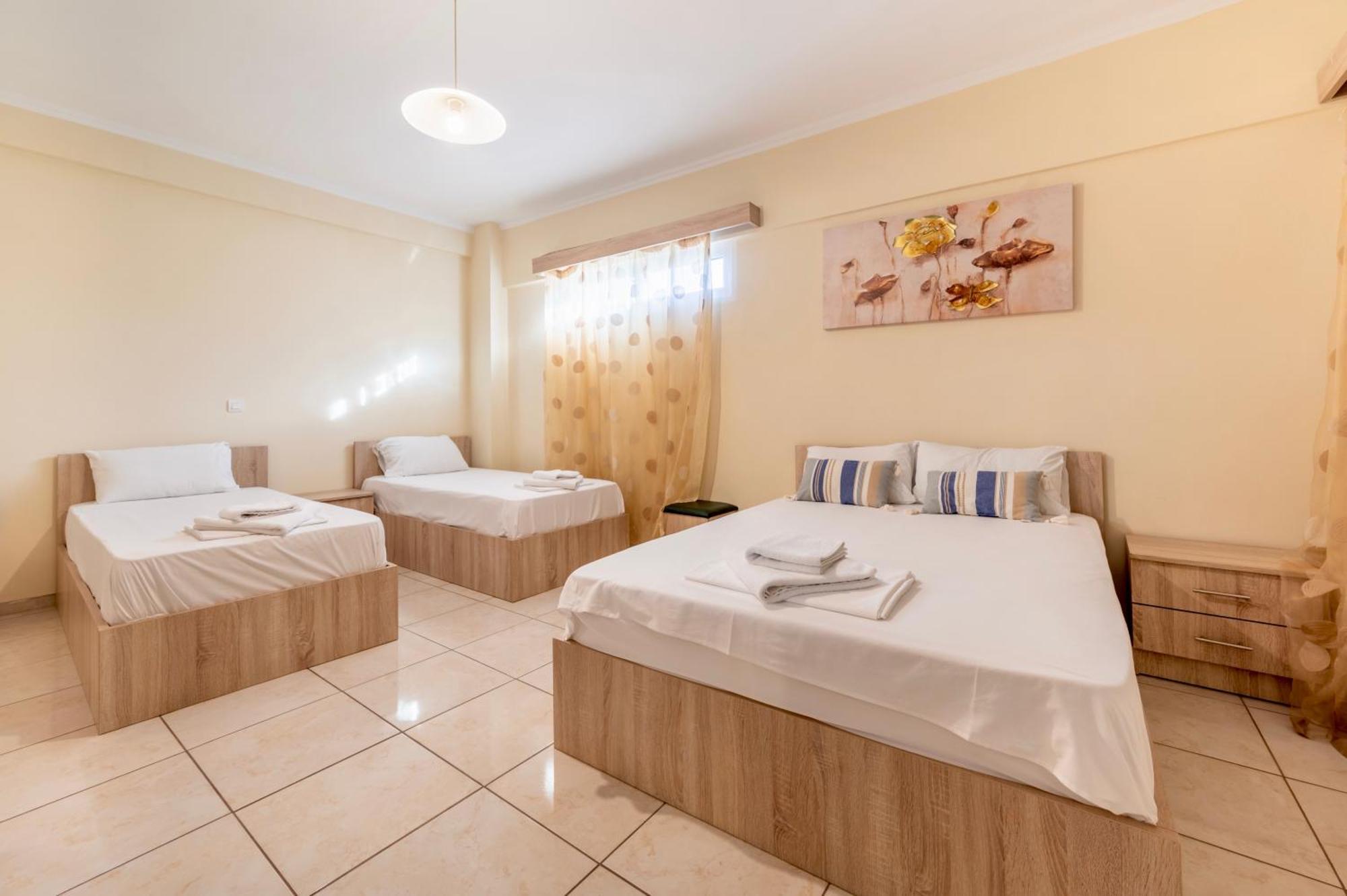 Fontana Luxury Rooms Mytilíni エクステリア 写真