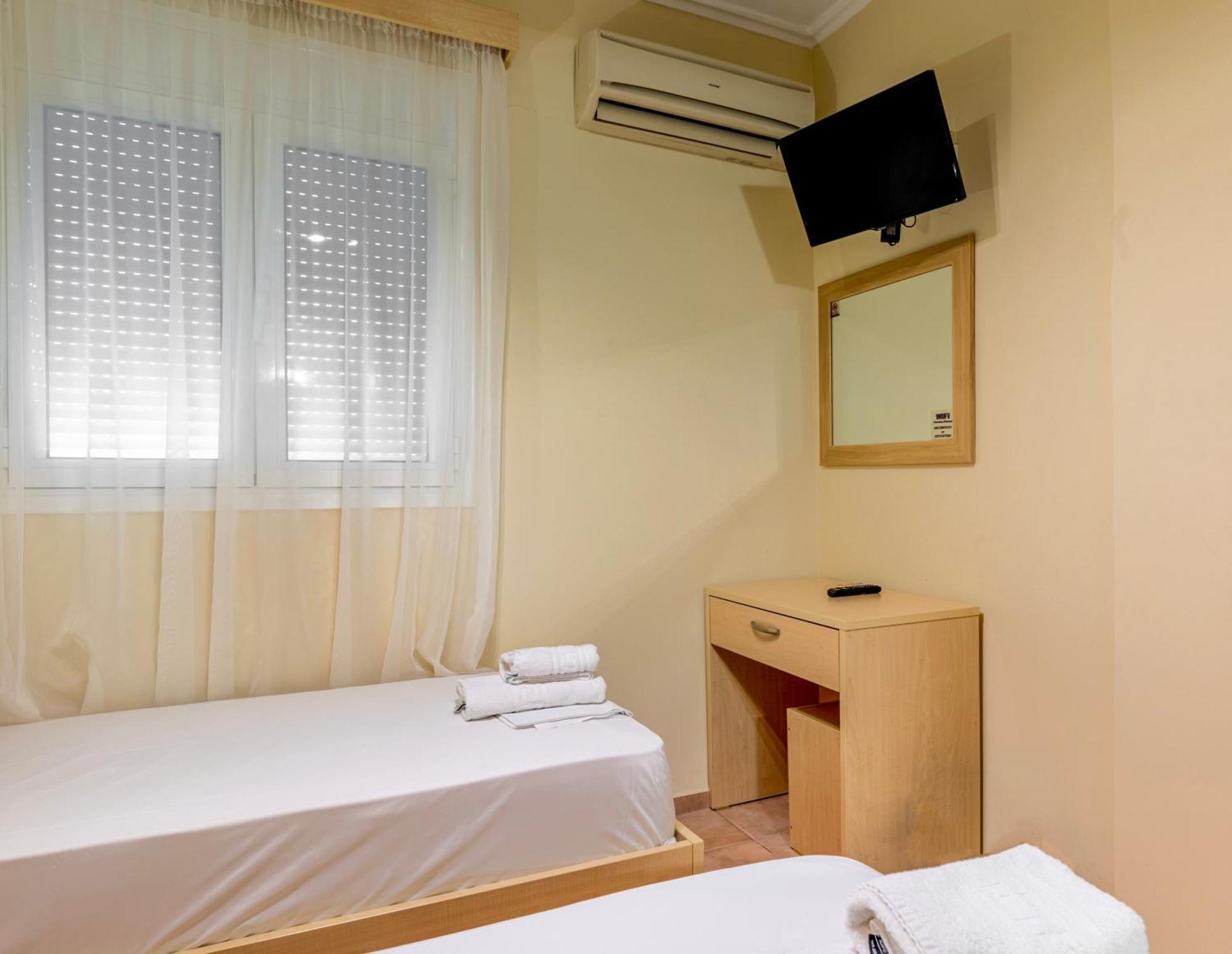 Fontana Luxury Rooms Mytilíni エクステリア 写真