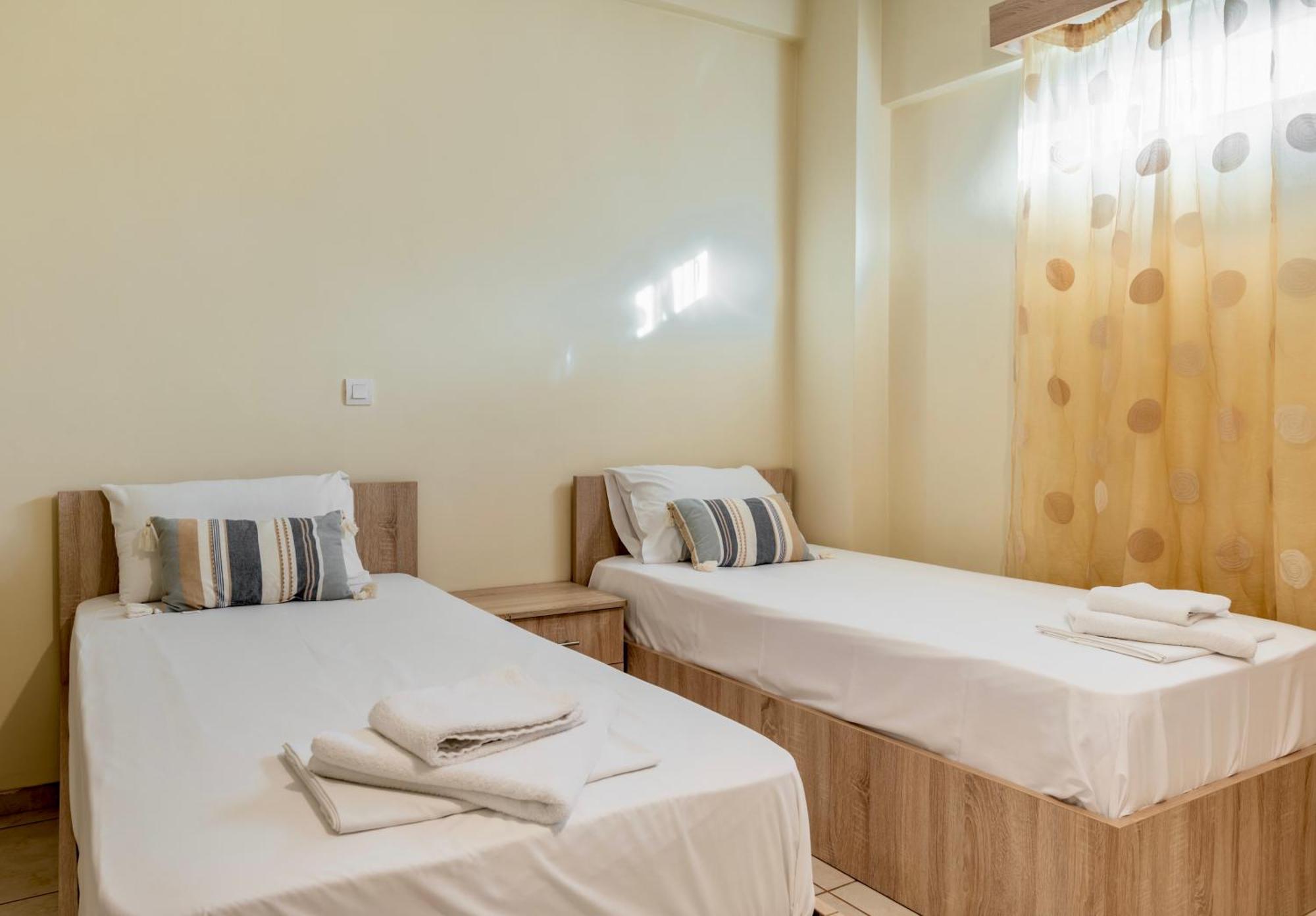Fontana Luxury Rooms Mytilíni エクステリア 写真
