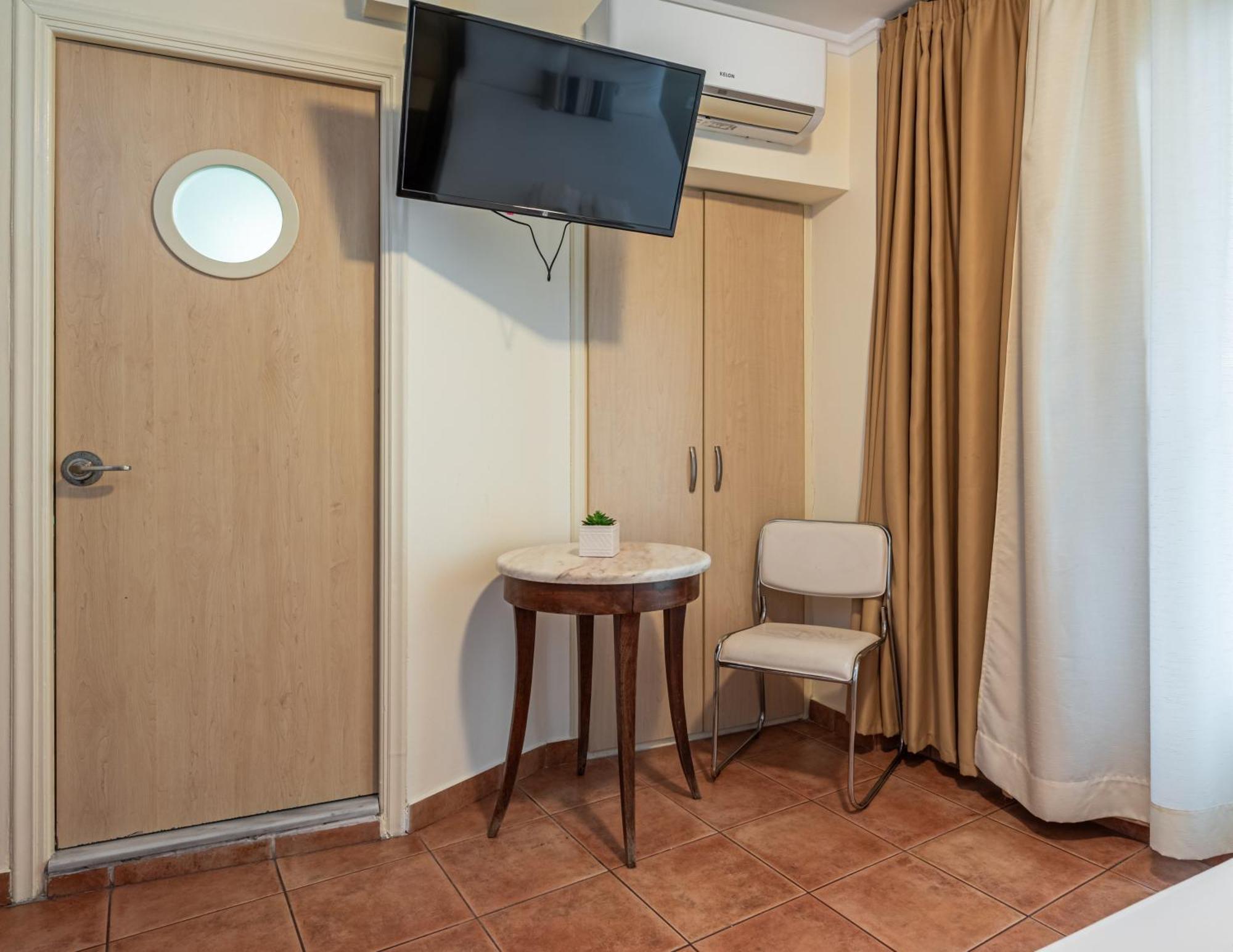 Fontana Luxury Rooms Mytilíni エクステリア 写真